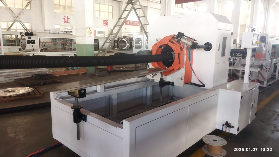 خط طحن الأنابيب المموجة ذو الجدران المزدوجة المحوسبة مع سي سي إم إن إس PLC و 250-1000 كجم / ساعة سعة الأنابيب المستدامة