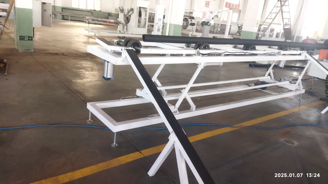 خط طحن أنابيب مضغوطة مزدوجة الحائط مع نظام إشراك متبادل كامل وتصميم برغي واحد لقدرة 250-1000 كجم / ساعة