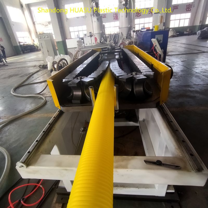 آلة إنتاج أنابيب مموجة مزدوجة الجدار بقدرة 100-1000 كيلو واط مع تحكم PLC وتبريد مائي لإنتاج قابل للتخصيص