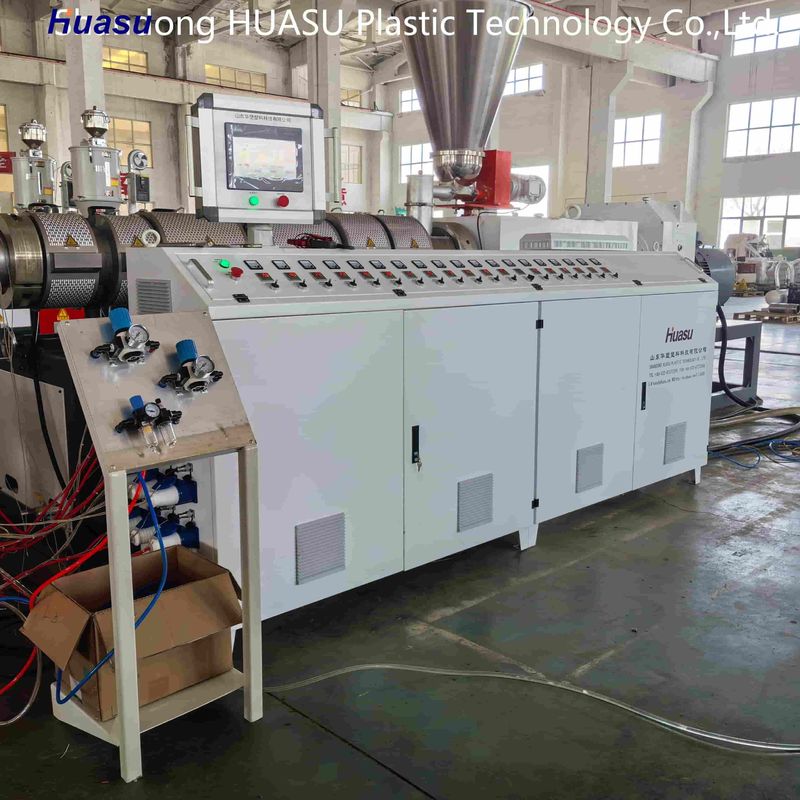 آلة أنابيب مموجة مزدوجة الجدار أوتوماتيكية عالية السرعة 63-1600 مم لخط بثق أنابيب PVC