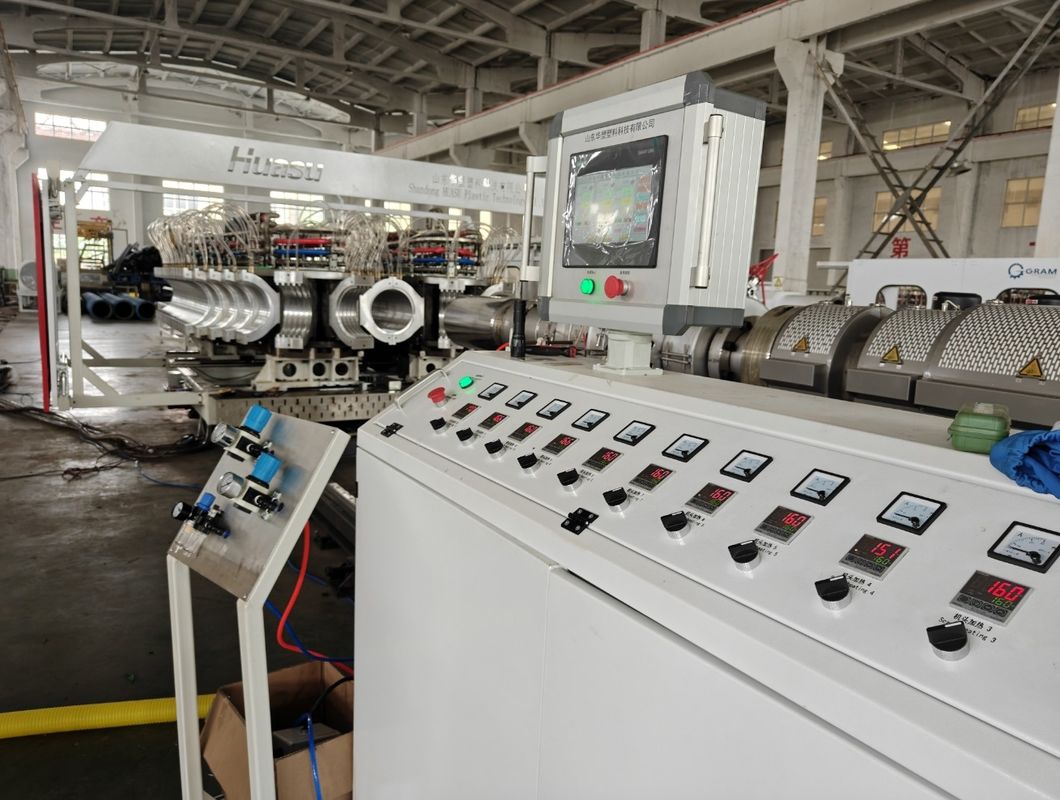 آلة تصنيع الأنابيب المموجة من البيفك قابلة للتخصيص لإنتاج مواد البيفك