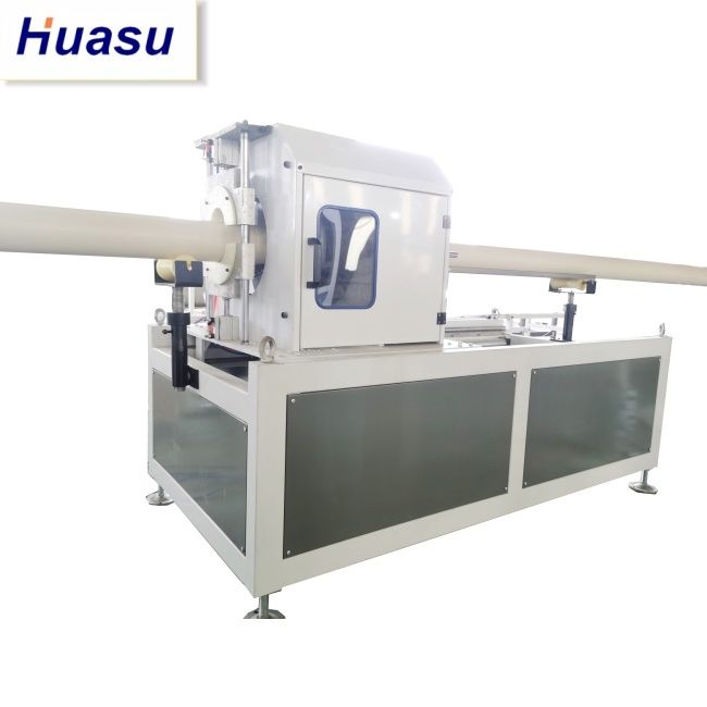 خط إنتاج بثق أنابيب DWC بقطر قطع يتراوح بين 32-1600 ملم، ووضع توسيع الجرس على الخط، وتقنية Siemens PLC