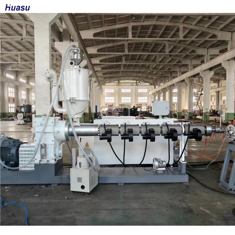 خط إنتاج بثق الأنابيب المموجة ذات الجدار الواحد الأوتوماتيكي من سيمنز مع مرحل أومرون لأنابيب 75-250 ملم