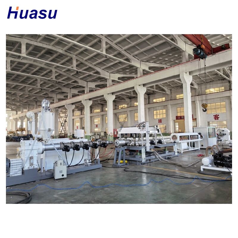 خط إنتاج بثق أنابيب حماية الكابلات بقطر يتراوح بين 32 مم و 1600 مم مع واجهة شاشة لمس للتحكم PLC ومعالجة النيتريد للبرغي