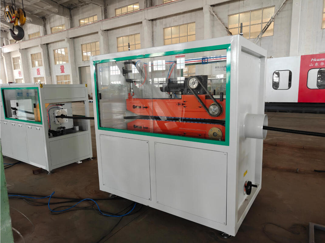 PLC التحكم واحد جدار خط طحن الأنابيب المموجة مع 37kw طاقة المحرك وعمق النتريد برميل 0.4 ٪ 0.7 مم