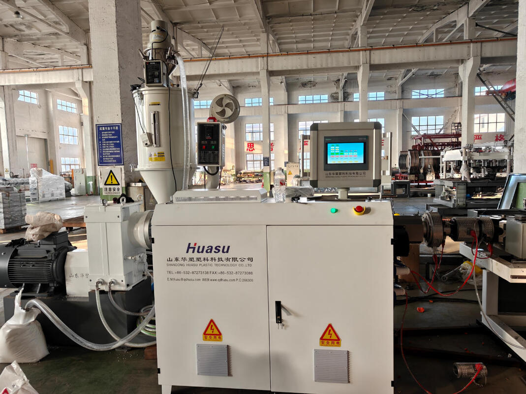 خط إنتاج بثق الأنابيب المموجة مزدوجة الجدار عالية الإنتاجية مع أجزاء كهربائية من سيمنز وتبريد مياه الضغط لـ PP PE PVC