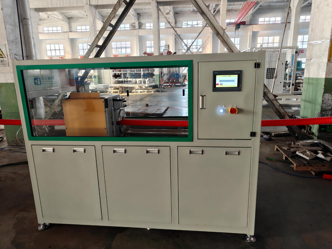 آلة بثق الأنابيب المموجة ذات الجدار المزدوج مع برغي أسطوانة HV740، جهاز تحكم في التردد من سيمنز، ومادة تروس 20CrMnTi