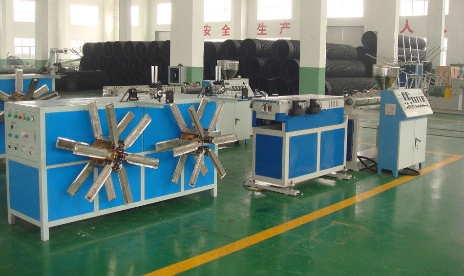 واحد الجدار المموج الأنابيب النتوء لآلات PP / PE / PVC الأنابيب