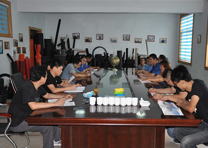 آلة تصنيع الأنابيب المموجة PVC PE PP أحادية الجدار قطرها 250 مم